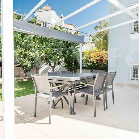 Exclusive Villa, Private Pool, Bbq And Access Rems *