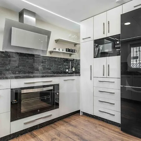 Exclusive Villa, Private Pool, Bbq And Access Rems 别墅