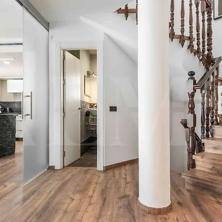 Exclusive Villa, Private Pool, Bbq And Access Rems